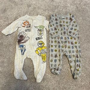 3/$20 STAR WARS baby outfit size 3-6 months